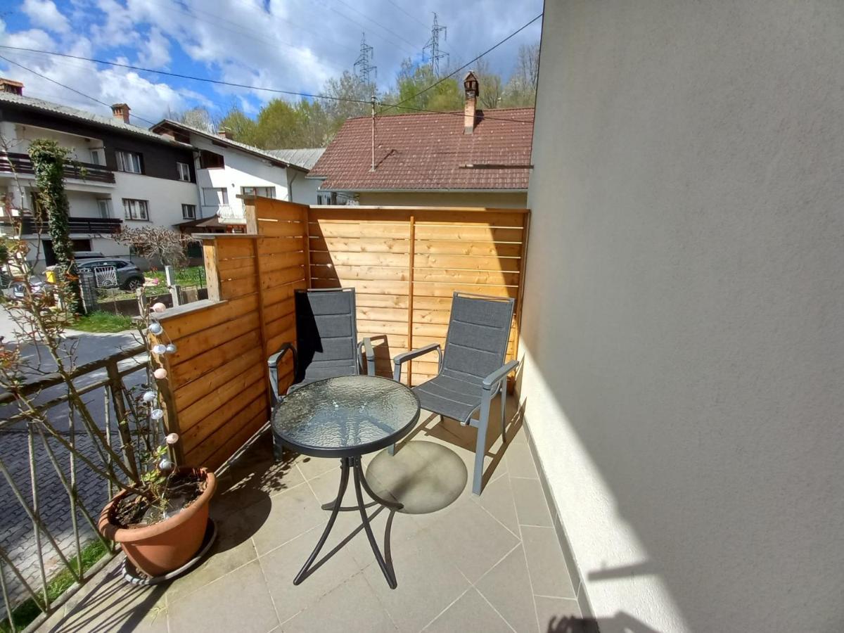Lovely 2-Bedroom Appartment With Free Parking Dobrova 외부 사진